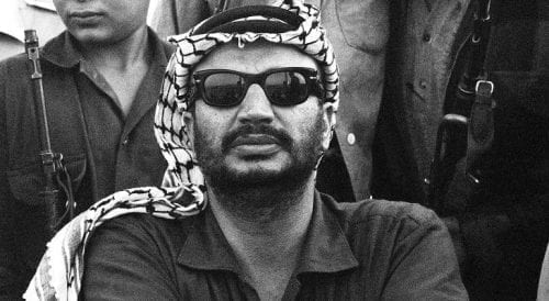 الزعيم الفلسطيني الراحل ياسر عرفات ( أغسطس 1929 - 11 نوفمبر 2004 ) 